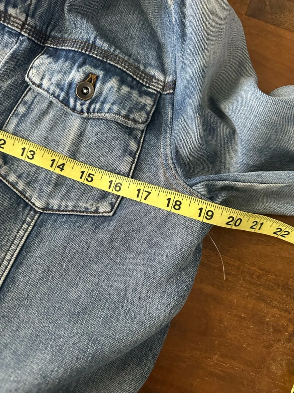 Free People Blue Terry Sweatshirt-Lined Denim Jean Jacket - Women’s size L - Picture 6 of 7